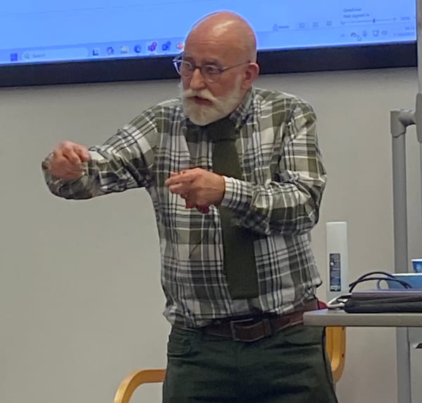 𝗤𝘂𝗼𝘁𝗶𝗻𝗴 𝘁𝗵𝗲 𝗲𝘃𝗲𝗿-𝗲𝘅𝗰𝗲𝗹𝗹𝗲𝗻𝘁 𝗦𝘁𝗲𝗽𝗵𝗲𝗻 𝗪𝗵𝗶𝘁𝘁𝗹𝗲
